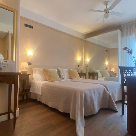 Hotel Apollo Riccione Exterior photo